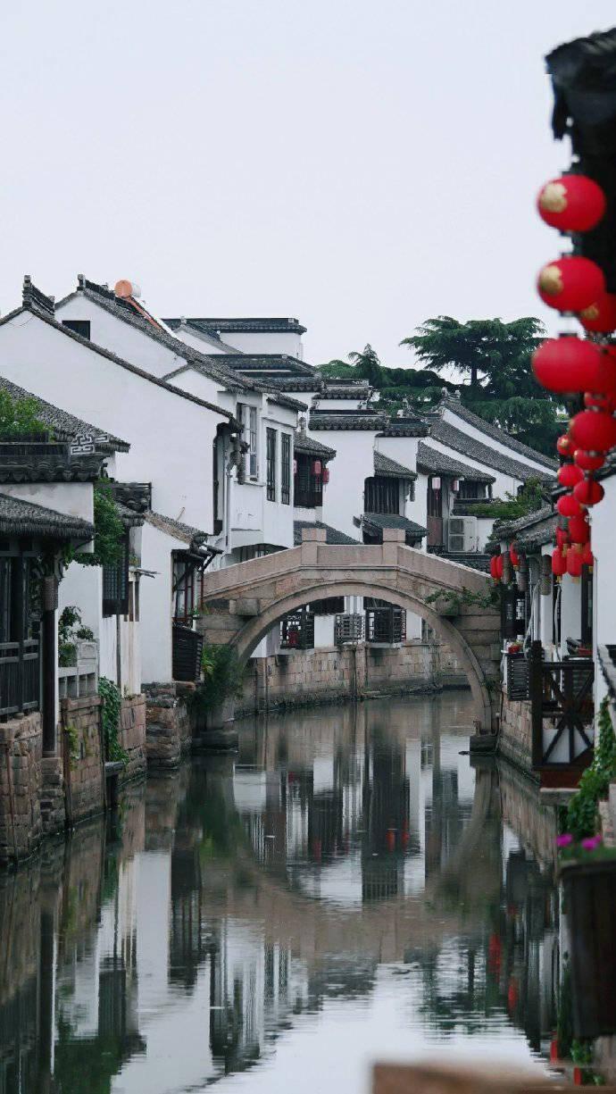 加入违章查询在线,与知识达人共享学习乐趣!